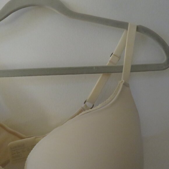 LOUNGE Comfort Push Up T-Shirt Bra in Latte Neutral Minimalist - Size 34H - Picture 3 of 11